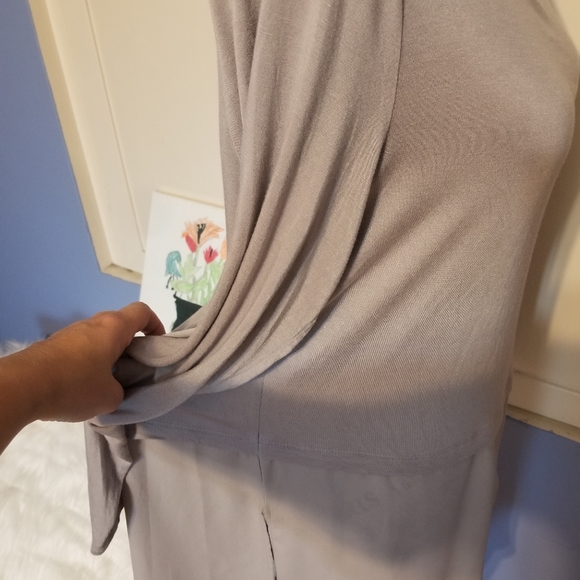 Ana long sleeve top. - Picture 3 of 7